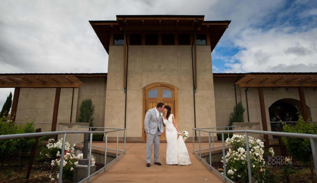 Bella Rosa Wedding Venue Garré Vineyard & Winery in Livermore, CA